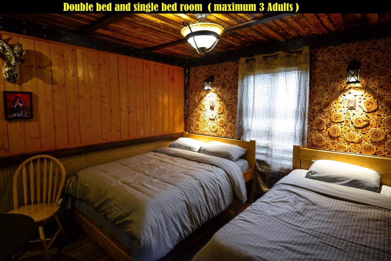 Salmon Magwood Guesthouse Toronto Bagian luar foto